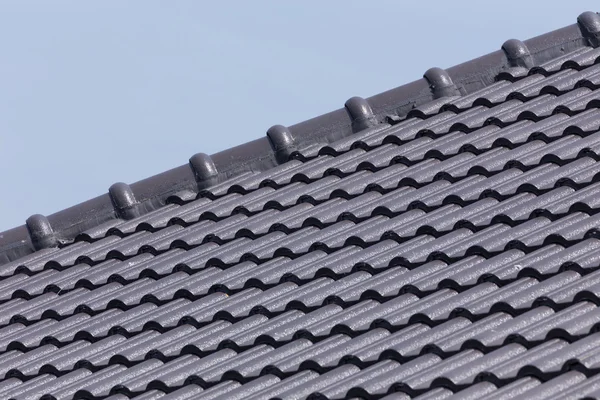 Roof tile on residential building — Stock Photo, Image