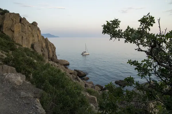 Paradiesische Bucht auf der Krim — Stockfoto