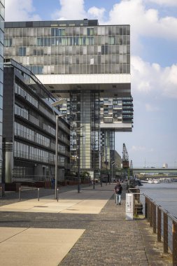 Kranhaus İş Merkezi Gündüz Manzarası Güneşli Gün, Köln Almanya