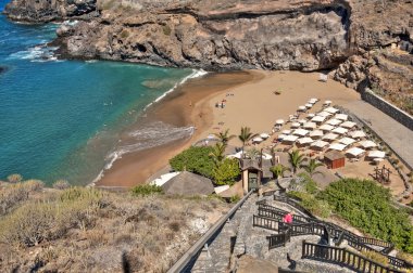 Güzel sahilde görüntülemek