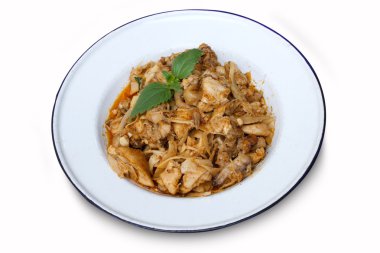 Fried Chicken turşusu bambu sürgünleri ile karıştırın