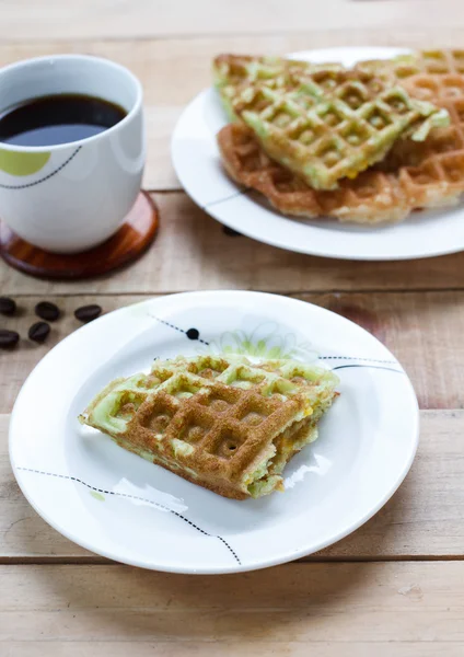 Mısır vanilya ve pandan beyaz tabak, seçimi f üzerinde Tay gözleme