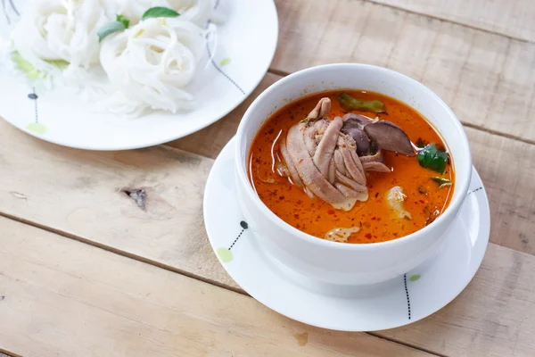 Tay gıda pirinç şehriye köri Hindistan cevizi sütü tavuk, seçileceği yer