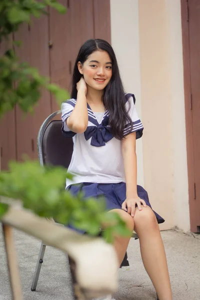 Japonés Adolescente Hermosa Chica Estudiante Uniforme Feliz Relajarse — Foto de Stock