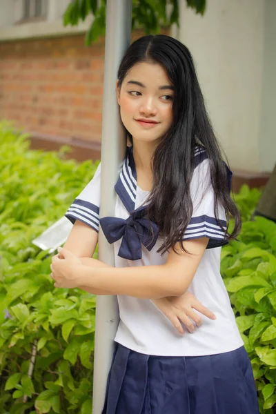 Japans Tiener Mooi Meisje Student Uniform Gelukkig Ontspannen — Stockfoto