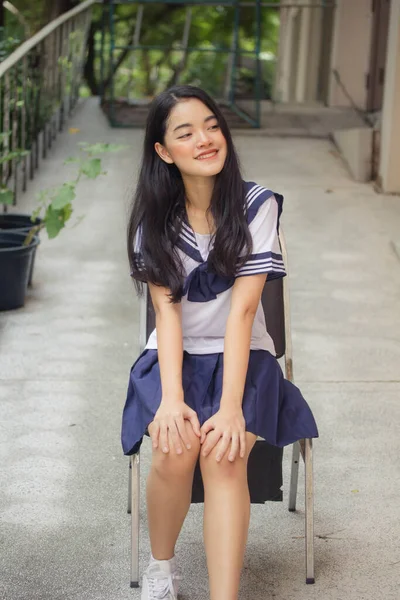 Japonês Teen Bela Menina Estudante Uniforme Feliz Relaxar — Fotografia de Stock