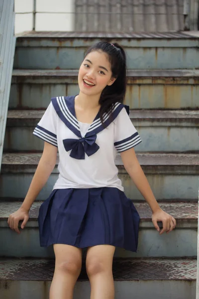 Japonês Teen Bela Menina Estudante Uniforme Feliz Relaxar — Fotografia de Stock