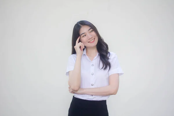 Thai Ενηλίκων Φοιτητής Πανεπιστήμιο Στολή Όμορφη Κοπέλα Σκεφτείτε — Φωτογραφία Αρχείου