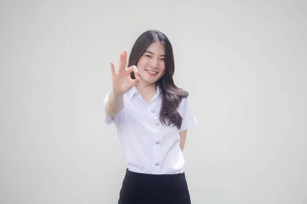 Taylandlı Yetişkin Üniversite Üniforması Güzel Kız — Stok fotoğraf