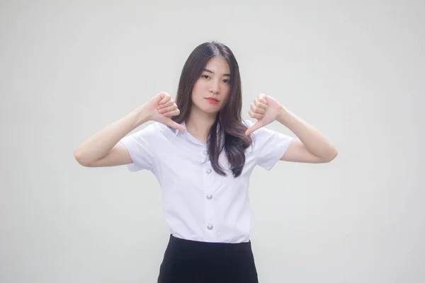 Taylandlı Yetişkin Üniversite Üniforması Güzel Bir Kız Hoşlanmaz — Stok fotoğraf