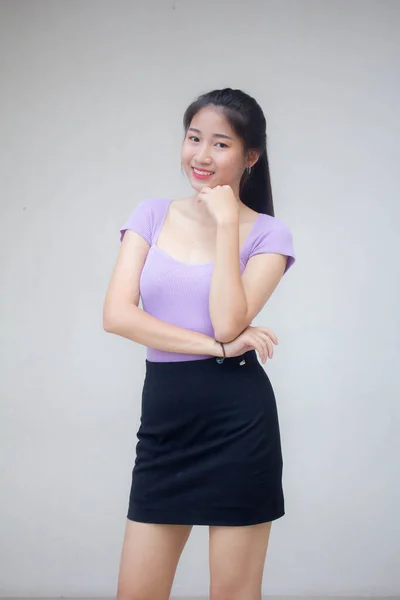 Retrato Tailandés Adulto Oficina Chica Sonrisa Relajarse — Foto de Stock