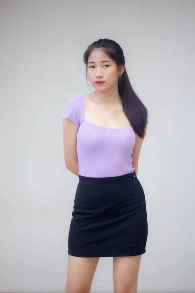 Retrato Tailandés Adulto Oficina Chica Sonrisa Relajarse — Foto de Stock
