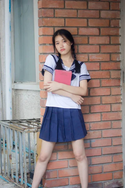 Japonês Teen Bela Menina Estudante Uniforme Feliz Relaxar — Fotografia de Stock