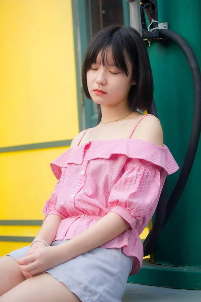 Asia Thai Teen Pink Shirt Beautiful Girl Smile Relax — Stock Photo, Image