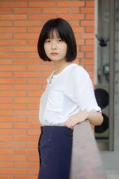 Asia Thai Teen Short Hair White Shirt Beautiful Girl Smile — Stock Photo, Image