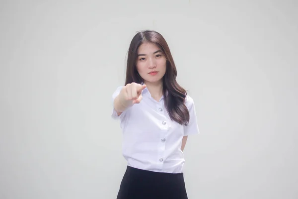 タイ大人女子大生制服美少女ポインティング — ストック写真