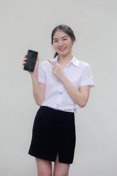 Thai Volwassen Student Universiteit Uniform Mooi Meisje Toon Haar Telefoon — Stockfoto