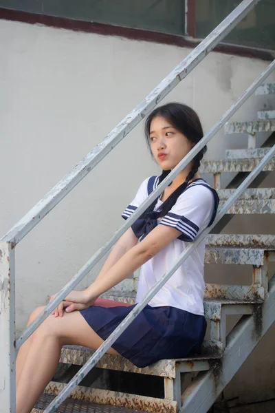 Japans Tiener Mooi Meisje Student Uniform Gelukkig Ontspannen — Stockfoto