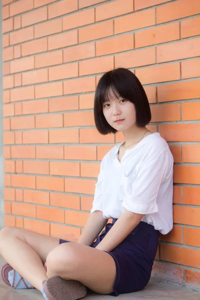 Asia Thai Teen Short Hair White Shirt Beautiful Girl Smile — Φωτογραφία Αρχείου