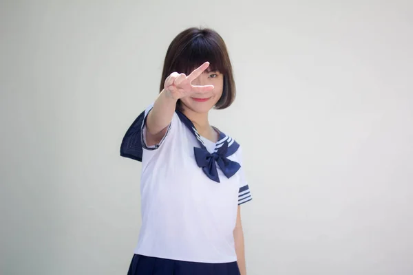 日本人ティーン美しいです女の子で学生勝利 — ストック写真