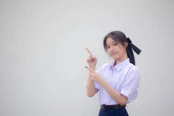 Retrato Tailandês Estudante Ensino Médio Uniforme Bela Menina Apontando — Fotografia de Stock