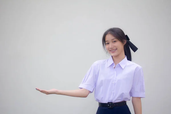 Ásia Tailandês Estudante Ensino Médio Uniforme Bela Menina Mostrar Mão — Fotografia de Stock