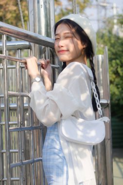 Asia thai teen blue dress güzel kız gülümse ve rahatla