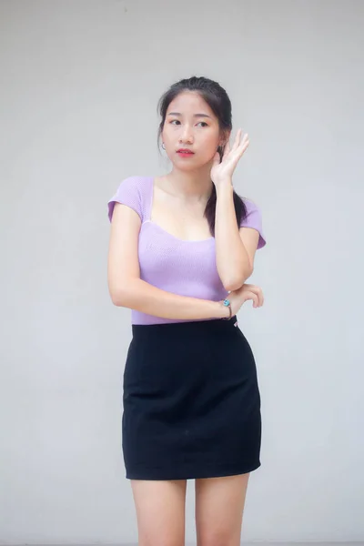 Portré Thai Felnőtt Irodai Lány Hallgatni — Stock Fotó