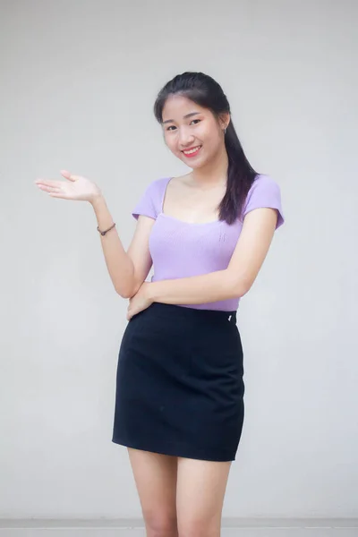 Retrato Tailandés Adulto Oficina Chica Mostrar Mano — Foto de Stock