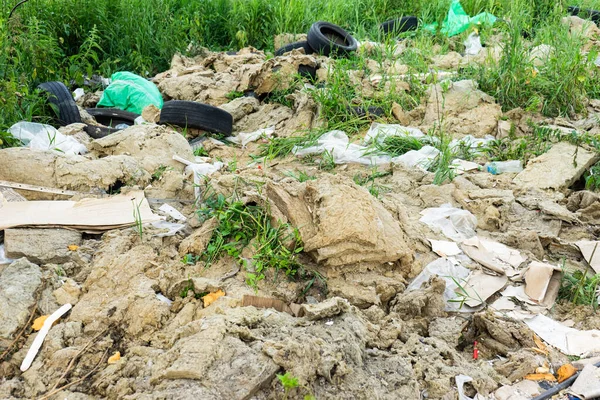 Ξεφορτώσου Οικιακά Απόβλητα Σκουπίδια Αποχέτευση Περιβαλλοντική Ρύπανση — Φωτογραφία Αρχείου