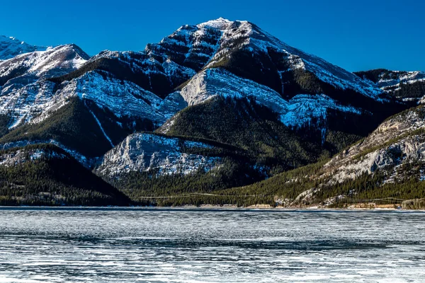 Товсті Замерзла Вода Греблі Бар Bow Valley Wildlife Park Альберта — стокове фото