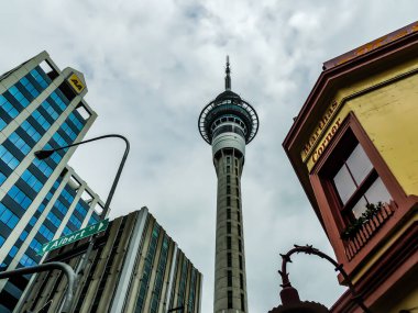 Gün batımında Aukland Limanı 'nda. Auklamd, Auckland, Yeni Zelanda
