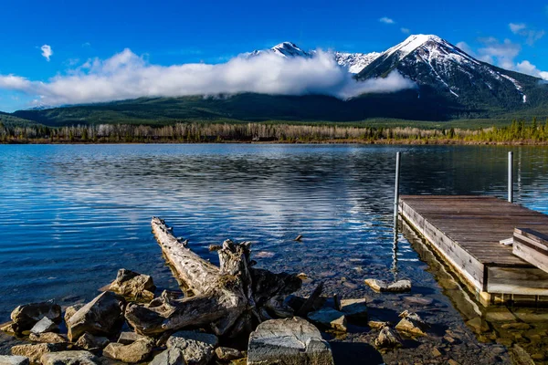 Musim Semi Cerah Pagi Vermillion Lakes Taman Nasional Banff Alberta — Stok Foto