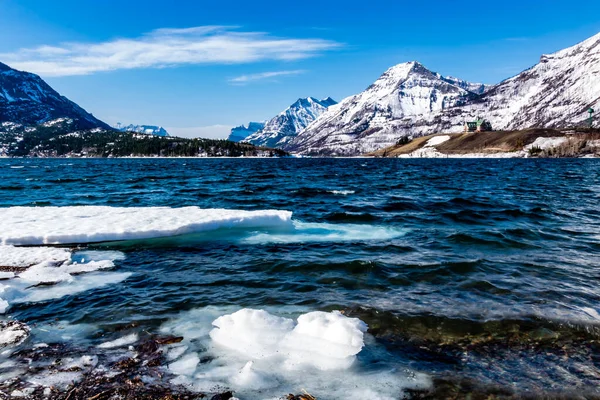 Lac Middle Waterton Début Printemps Parc National Des Lacs Waterton — Photo