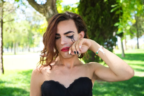 Jeune Latina Femme Transsexuelle Vêtue Belle Lingerie Noire Femme Pose — Photo