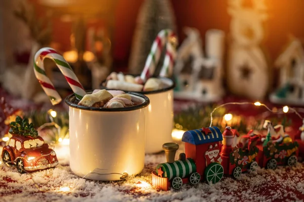 Hot Chocolates Surrounded Christmas Decorations Sweet Hot Chocolates Marshmallow Christmas — Stock Photo, Image