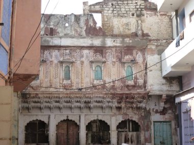 Jodhpur 'daki güzel bir binanın kalıntıları.