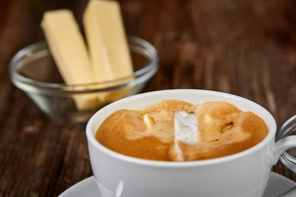 Kaffee, Butter und Kokosöl für kugelsicheren Kaffee — Stockfoto