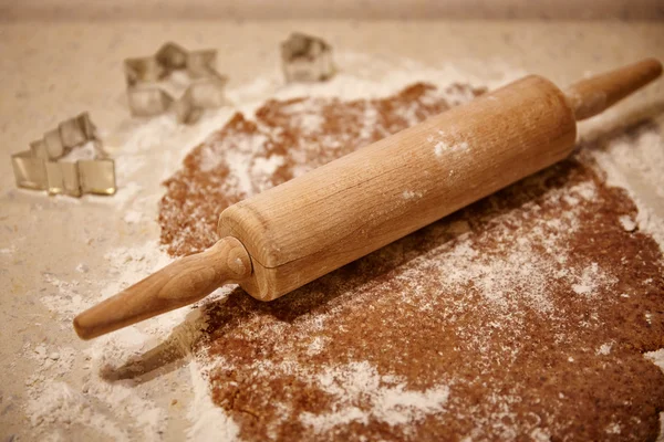 Fazer biscoitos de Natal — Fotografia de Stock