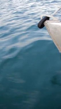 Yatta yürü. Deniz ve güzel manzara.