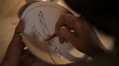 Seramik 'te renkli resim, yakın plan