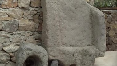 Ermeni eski köyünde bir ev