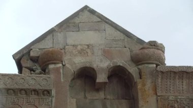 Dağlardaki antik Hıristiyan kilisesi