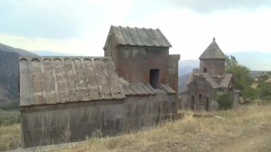 Dağlardaki antik Hıristiyan kilisesi