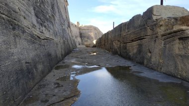 Güzel Malta Valletta, Akdeniz kıyısında.