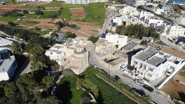 Güzel Malta Valletta, Akdeniz kıyısında.