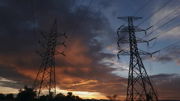 Time Lapse Van Kleurrijke Dramatische Hemel Silhouet Van Hoogspanning Elektrische — Stockvideo