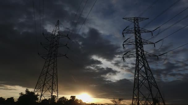 Time Lapse Van Kleurrijke Dramatische Hemel Silhouet Van Hoogspanning Elektrische — Stockvideo