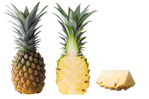 Ananas Fruit Ananasschijfjes Geïsoleerd Witte Achtergrond — Stockfoto