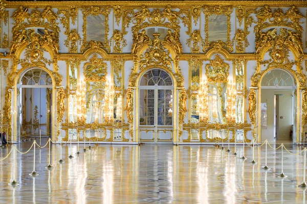 1.07.2021 Rusya St. Petersburg. Salonun içi, Catherine Sarayı, Tsarskoe Selo, Puşkin.